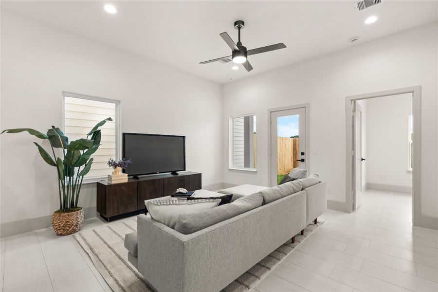Living – Previous work by the builder in the community, not representation of exact unit listed. Living – Previous work by the builder in the community, not representation of exact unit listed.