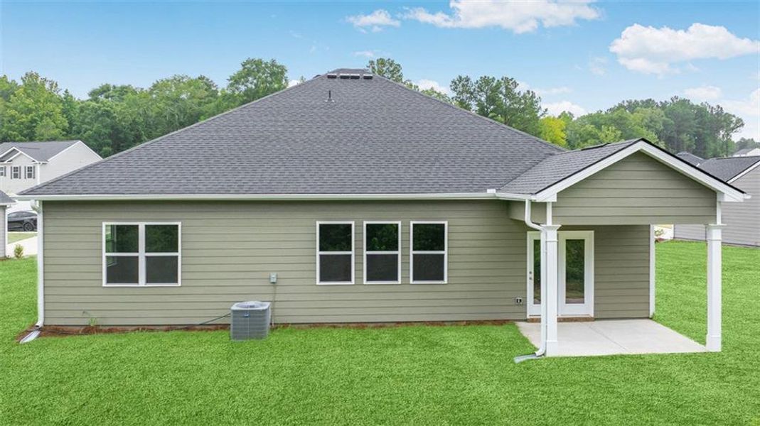 Exterior details and patio area of a home in Kingston Ranch at Lake Oconee, Buckhead (Image 3).