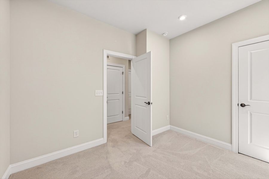 Spacious, unfurnished interior of a new home in Old Town Village, Waxhaw (Image 34). Spacious, unfurnished interior of a new home in Old Town Village, Waxhaw (Image 34).