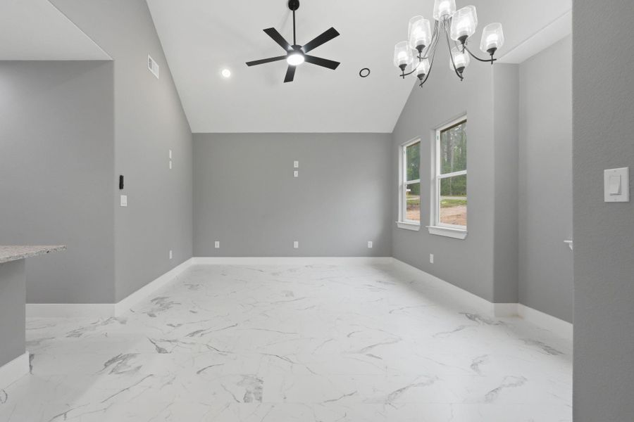 Spacious, unfurnished interior of a new home in , Willis (Image 14).