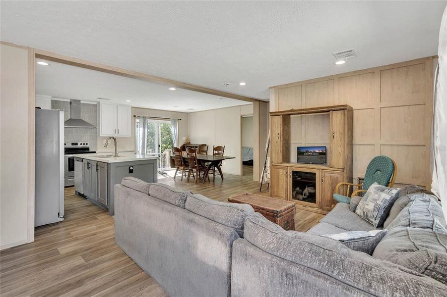 Furnished interior view inside a new home in , Homosassa Springs (Image 26).