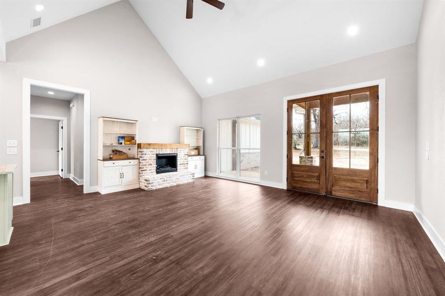 Spacious, unfurnished interior of a new home in , Saltillo (Image 13).