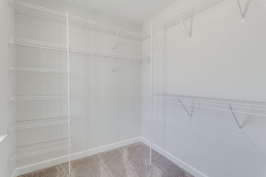 Spacious, unfurnished interior of a new home in Gates at Windermere, Blythewood (Image 32).