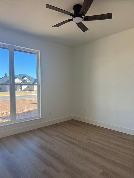 Spacious, unfurnished interior of a new home in , Tuscola (Image 16).