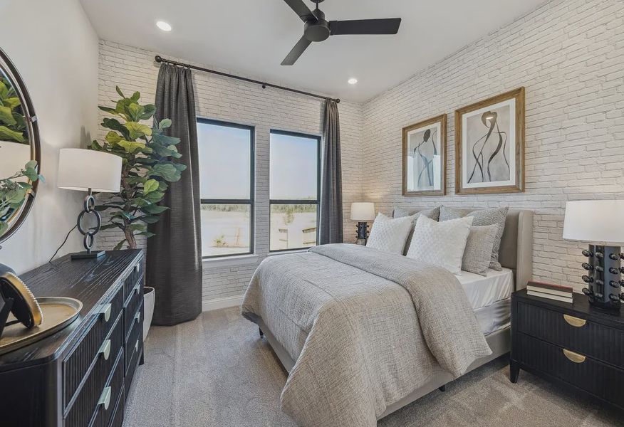 Plan 5039 Bed 2 - Staged - 17 of 21