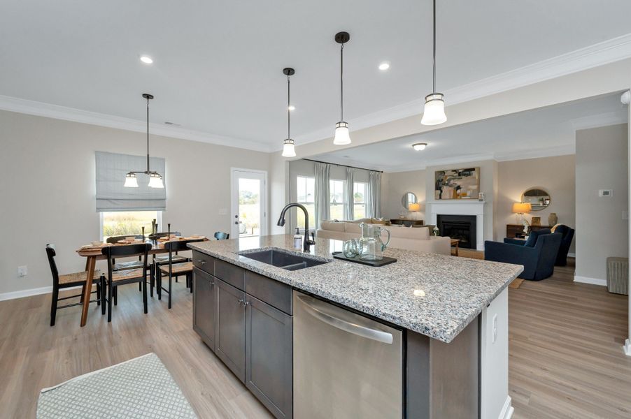 *This is a marketing photo. Colors/options may be different.*