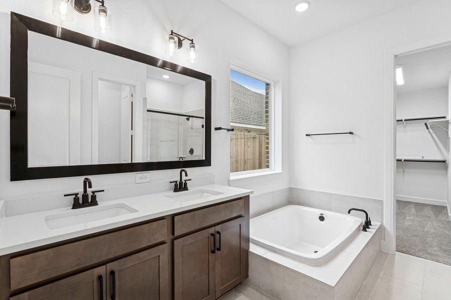 Furnished interior view inside a new home in Riceland 50’ Front Load Homesites, Mont Belvieu (Image 12). Furnished interior view inside a new home in Riceland 50’ Front Load Homesites, Mont Belvieu (Image 12).