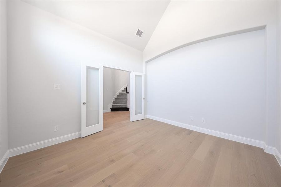 Spacious, unfurnished interior of a new home in , Venus (Image 25).