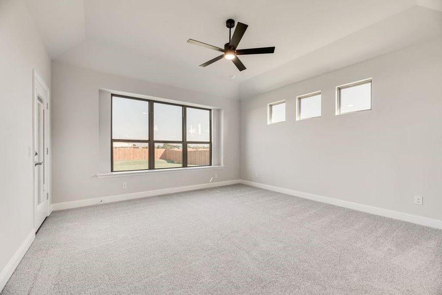 Spacious, unfurnished interior of a new home in , Pilot Point (Image 16).