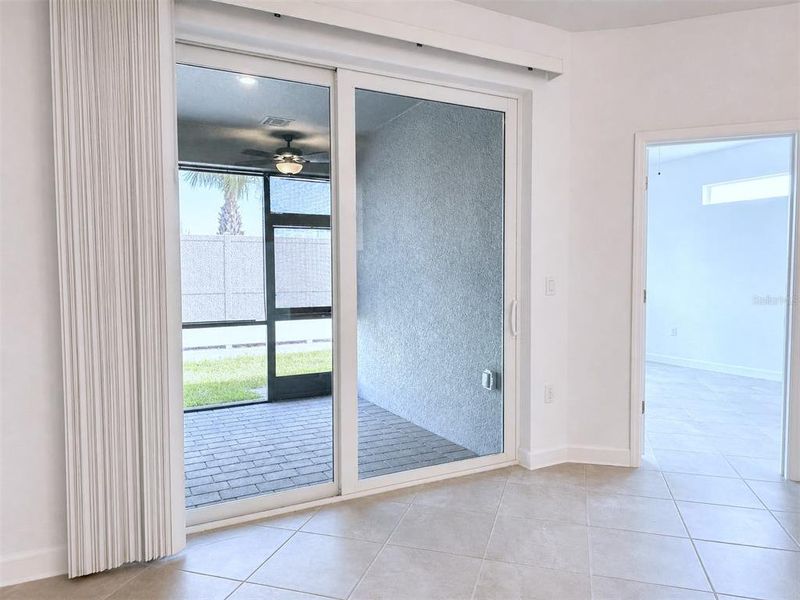 Spacious, unfurnished interior of a new home in Palm Lake at Coco Bay, Englewood (Image 14). Spacious, unfurnished interior of a new home in Palm Lake at Coco Bay, Englewood (Image 14).
