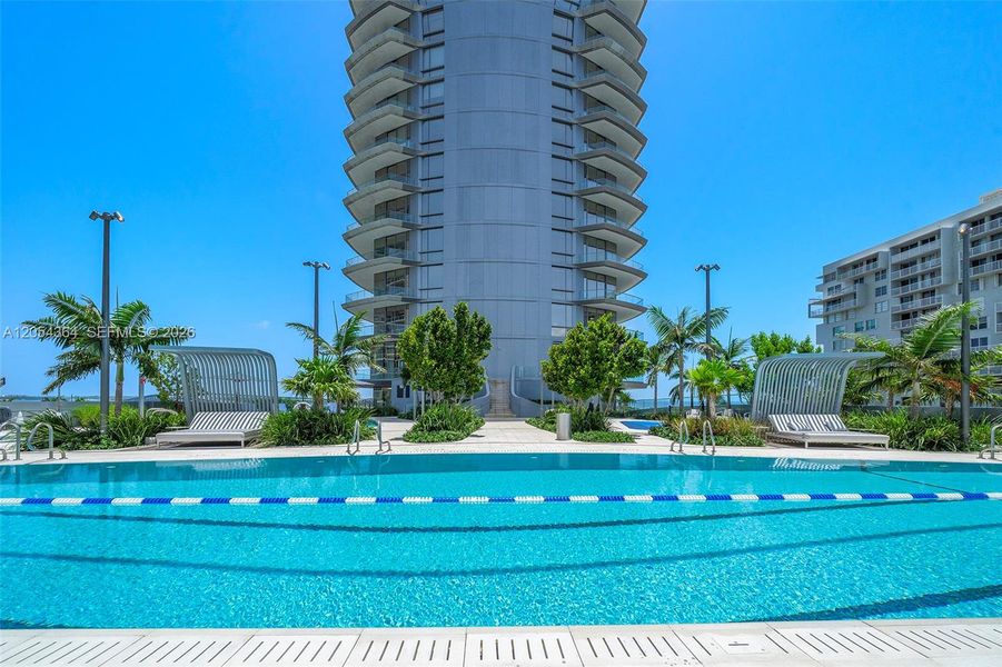 Condo located in Miami, FL showcasing its design and architecture (Image 23). Condo located in Miami, FL showcasing its design and architecture (Image 23).