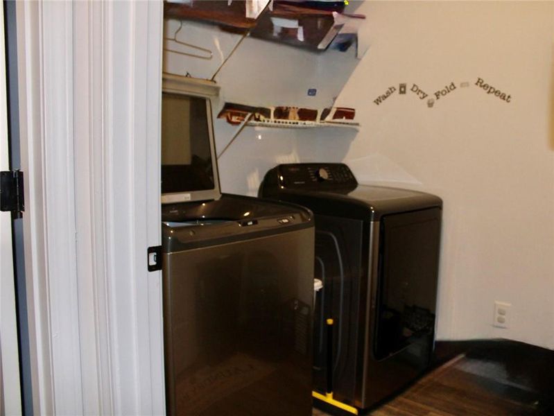 Close-up of interior finishes inside a home in , Cartersville (Image 21).