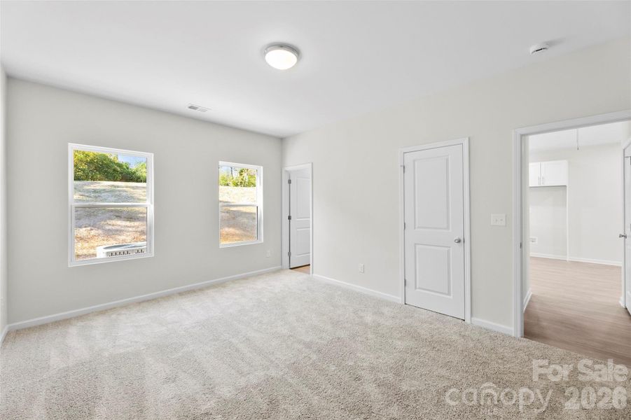 Spacious, unfurnished interior of a new home in , Spencer (Image 44).
