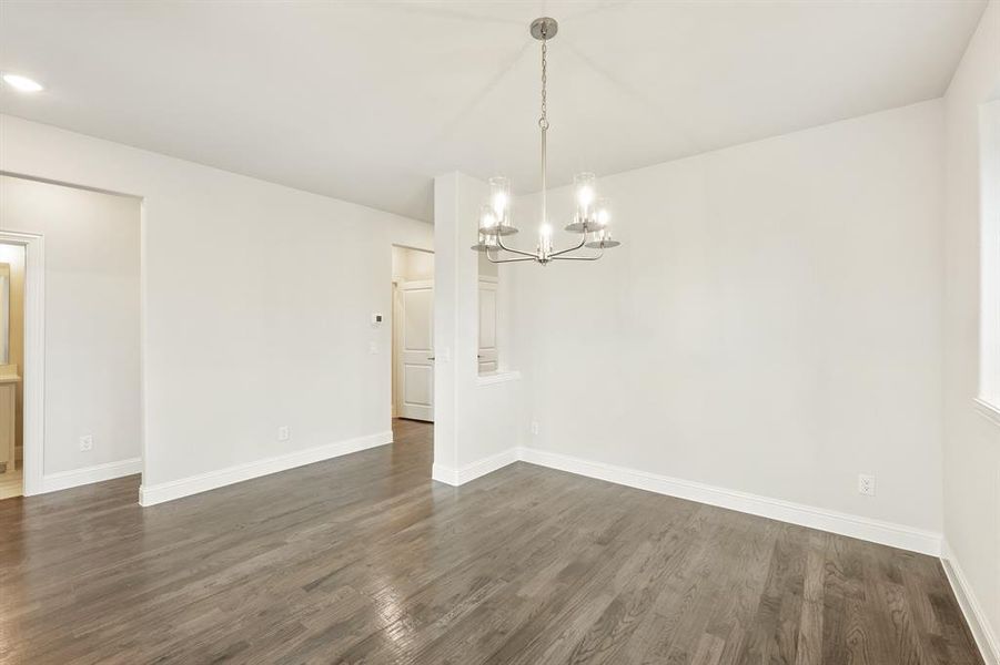 Spacious, unfurnished interior of a new home in Triple Diamond Ranch, Mansfield (Image 24).