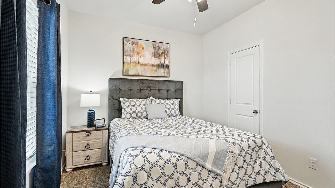 Representative furnished interior of a home built from the Naples by D.R. Horton in The Reserve at Timber Creek, Lindale (Image 35).