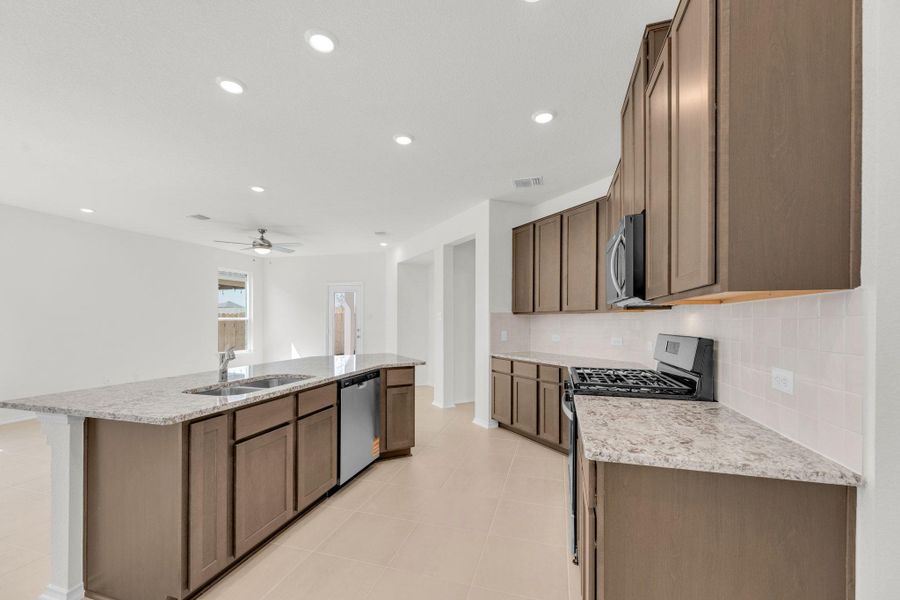 Furnished interior view inside a new home in Salerno - Heritage Collection, Round Rock (Image 12). Furnished interior view inside a new home in Salerno - Heritage Collection, Round Rock (Image 12).