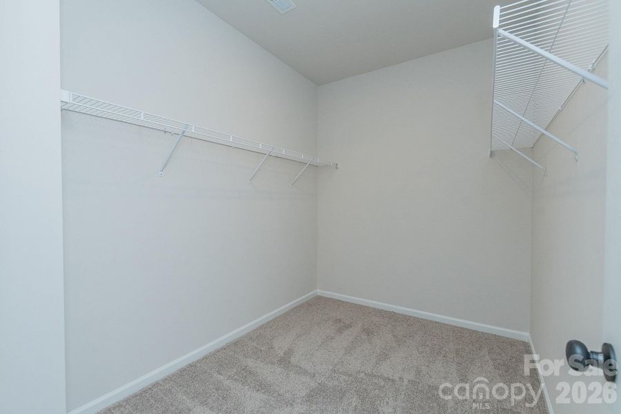 Spacious, unfurnished interior of a new home in Cedar Meadows, Monroe (Image 34).