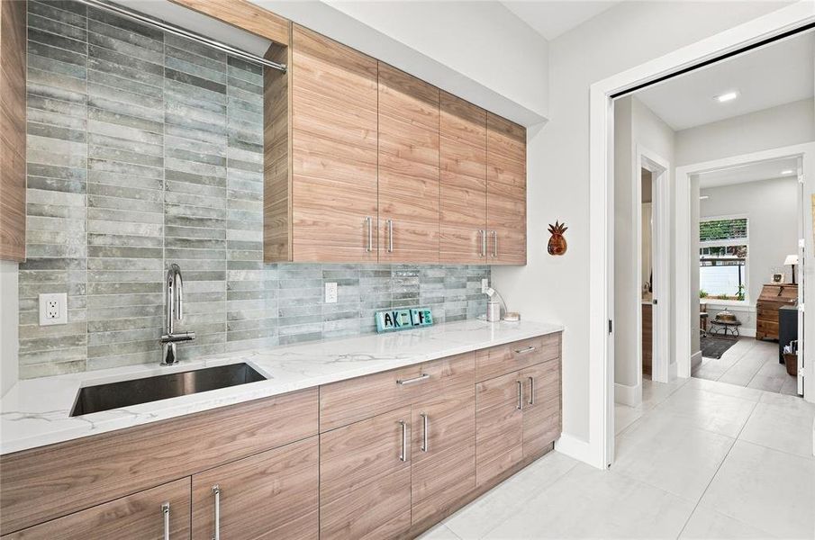 Furnished interior view inside a new home in , Winter Haven (Image 21).