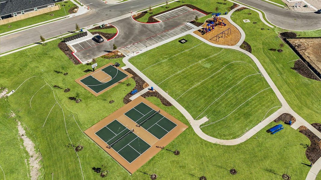 Community amenities in Monarch Ranch, Manor (Image 8).