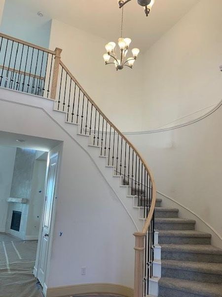 Spacious, unfurnished interior of a new home in Dunham Pointe 70', Cypress (Image 4).