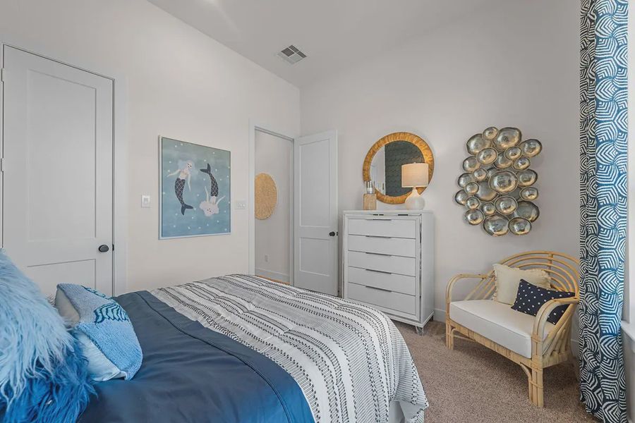 Furnished interior view inside a new home in Blue Heron, Mont Belvieu (Image 7).