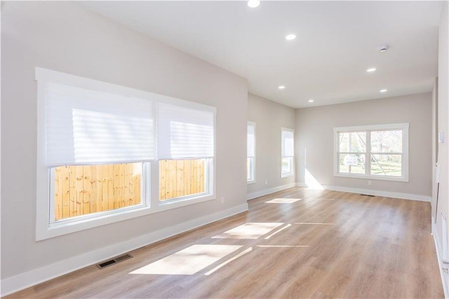 Spacious, unfurnished interior of a new home in , East Point (Image 20).