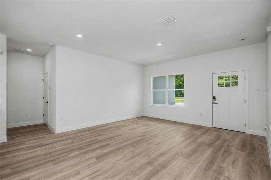 Spacious, unfurnished interior of a new home in , Citrus Springs (Image 18). Spacious, unfurnished interior of a new home in , Citrus Springs (Image 18).
