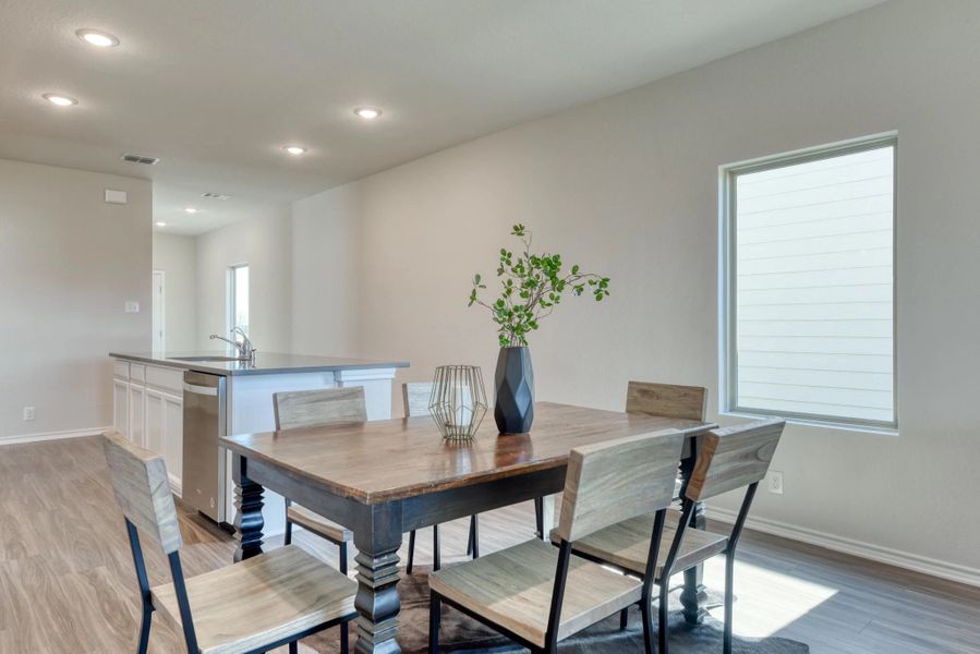 Representative furnished interior of a home built from the Buchanan by Ashton Woods in Meadows at Hennersby Hollow 40's, San Antonio (Image 31). Representative furnished interior of a home built from the Buchanan by Ashton Woods in Meadows at Hennersby Hollow 40's, San Antonio (Image 31).