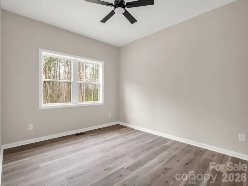 Spacious, unfurnished interior of a new home in , Bostic (Image 23).