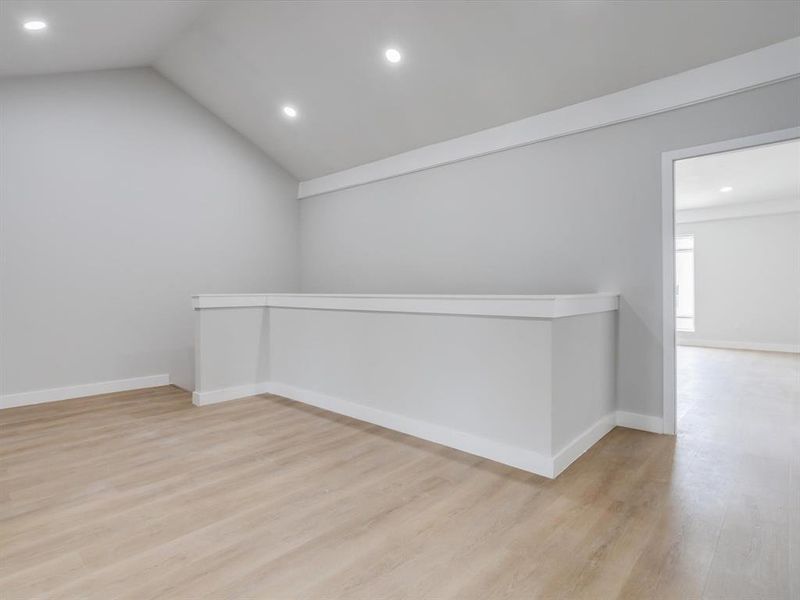 Spacious, unfurnished interior of a new home in , Grand Prairie (Image 16).