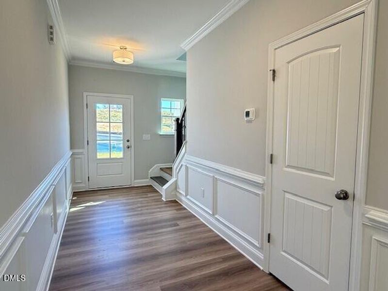 100 VR Entry 2 100 VR Entry 2