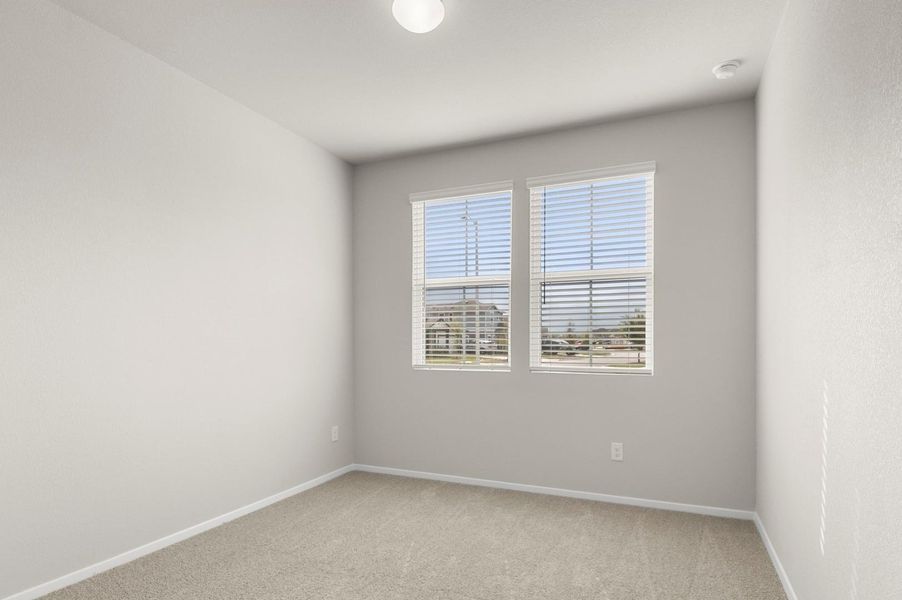 Spacious, unfurnished interior of a new home in Casetta Ranch, Kyle (Image 19).