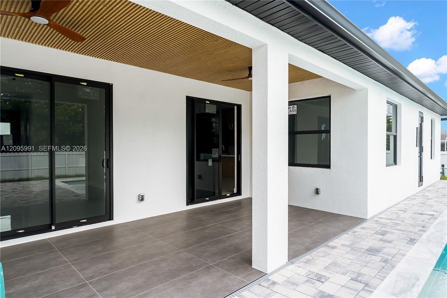 Exterior details and patio area of a home in , Cape Coral (Image 28).