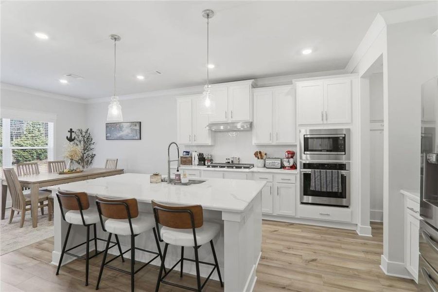 Furnished interior view inside a new home in Rosewood Lake Estates, Hoschton (Image 41). Furnished interior view inside a new home in Rosewood Lake Estates, Hoschton (Image 41).