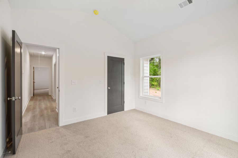 Spacious, unfurnished interior of a new home in Flint Farms, Concord (Image 39).