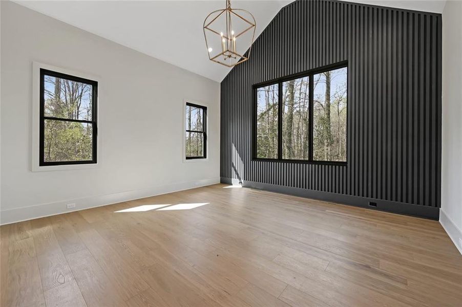 Spacious, unfurnished interior of a new home in , Alpharetta (Image 40).