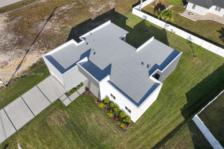 Front exterior of a new home in , Cape Coral, FL, highlighting curb appeal (Image 19).