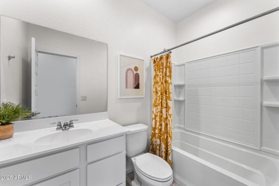 19-web-or-mls-DSC01205 19-web-or-mls-DSC01205