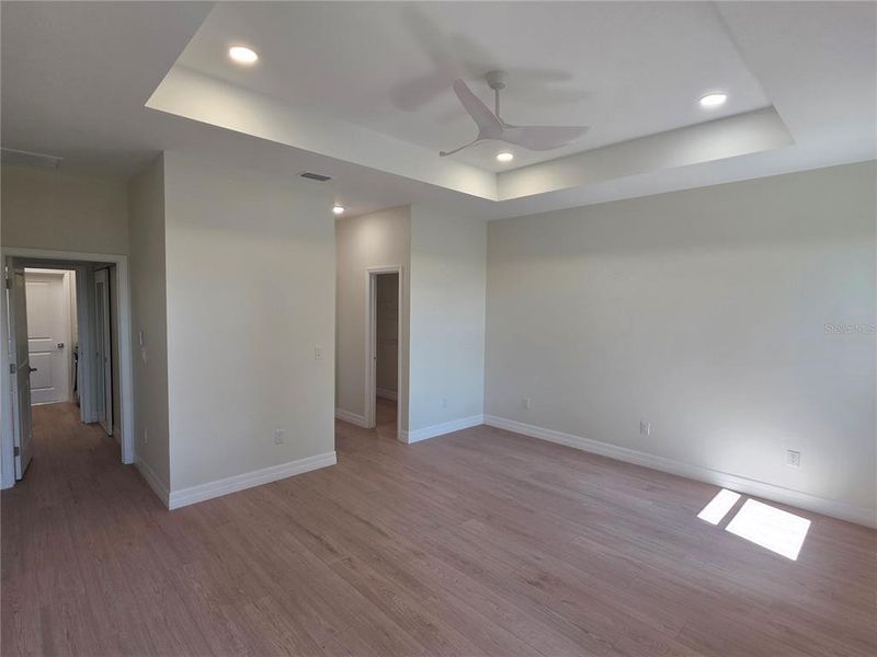 Spacious, unfurnished interior of a new home in , North Port (Image 27).