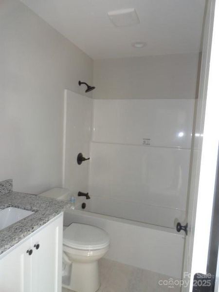 Image 16 of a home in .