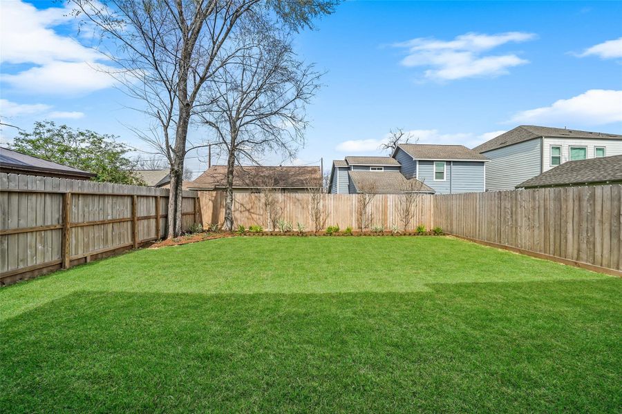 Exterior details and patio area of a home in , Houston (Image 4).