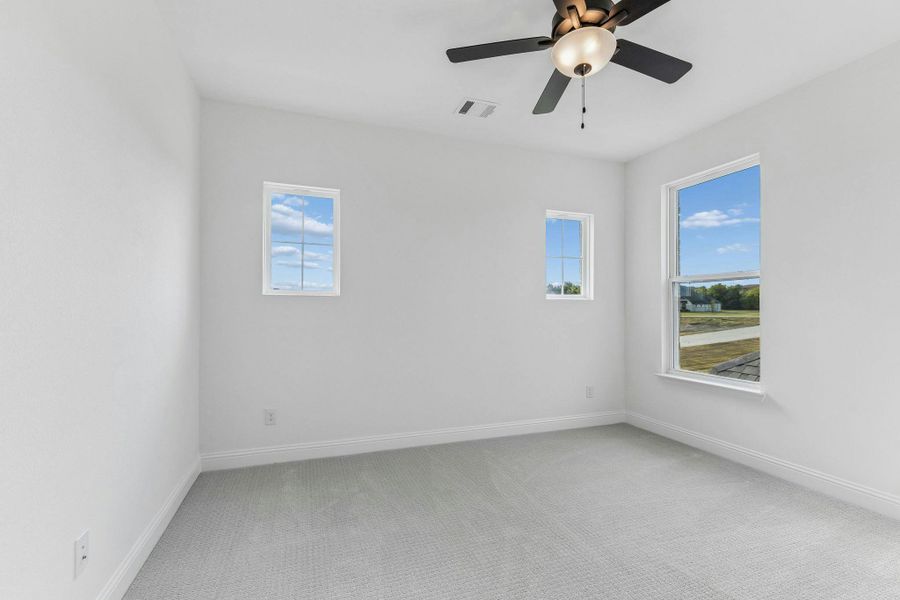 Representative unfurnished interior of a home built from the Hancock by Kindred Homes in Oak Creek Ranch, Waxahachie (Image 39).