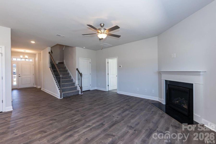 Spacious, unfurnished interior of a new home in Cardiff Glyn, Catawba (Image 17). Spacious, unfurnished interior of a new home in Cardiff Glyn, Catawba (Image 17).
