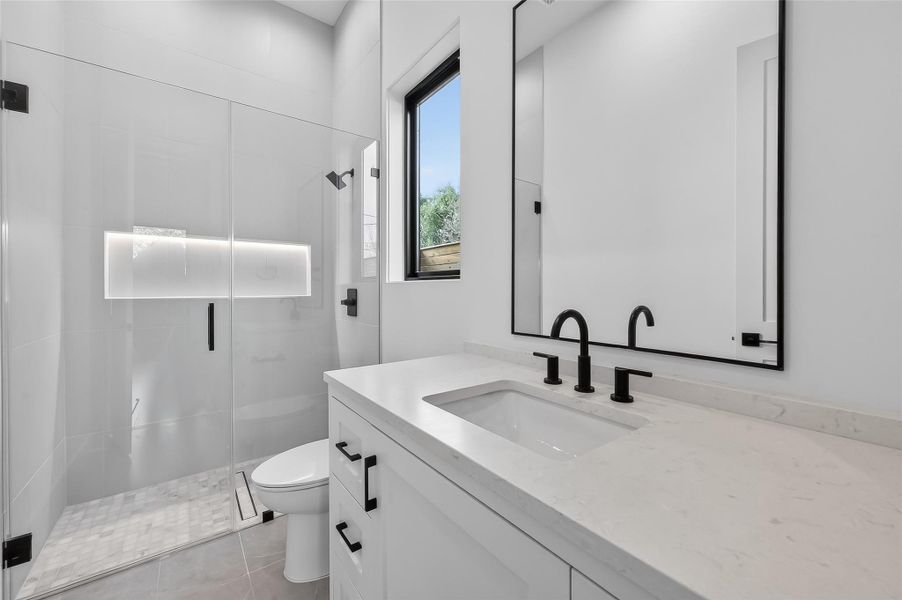 Fullsize bathroom downstairs.