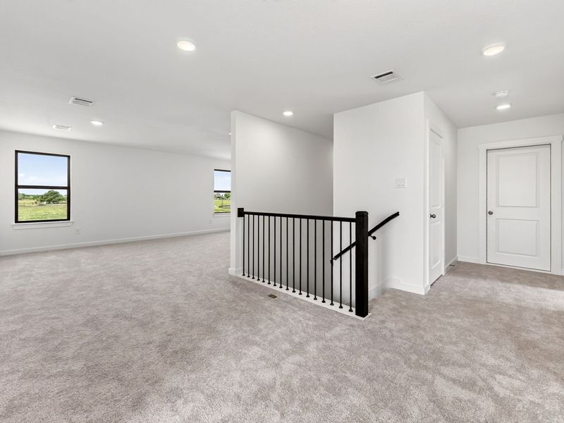 Spacious, unfurnished interior of a new home in Meadow Ridge Estates, Josephine (Image 32).