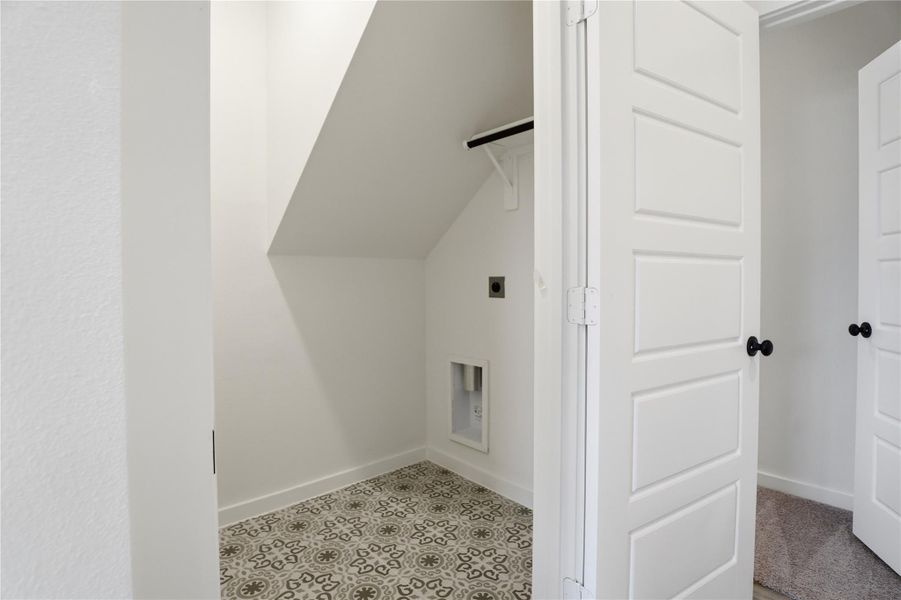 Spacious, unfurnished interior of a new home in Foxtail Palms, Manvel (Image 19).