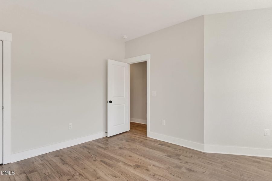 9-web-or-mls-DSC03343 9-web-or-mls-DSC03343