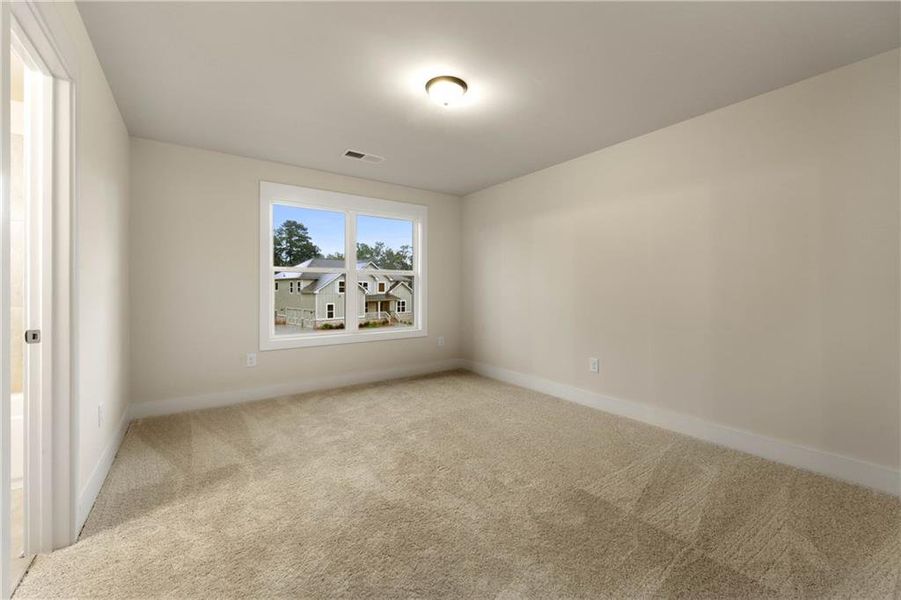 Spacious, unfurnished interior of a new home in Steeplechase, Hoschton (Image 39).