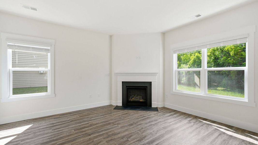 Spacious, unfurnished interior of a new home in Fieldcrest Acres, Blountville (Image 18). Spacious, unfurnished interior of a new home in Fieldcrest Acres, Blountville (Image 18).