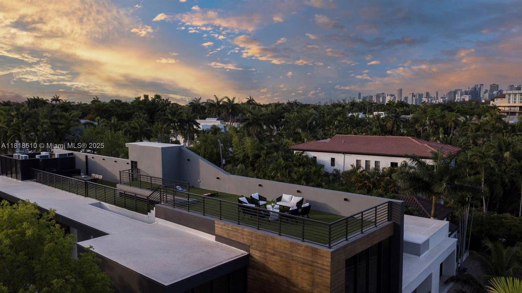 Image 19 of a home in . Image 19 of a home in .